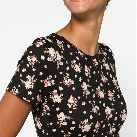 Adorable French Grey Floral Knit Dress - 'Lilian' - Size L - Picture 3 of 8